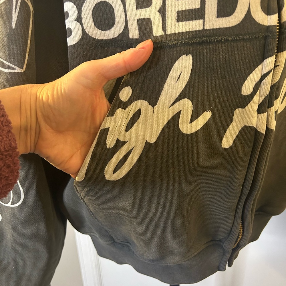 BOREDOM KILLS HIGH ROLLER HOODIE SIZE SMALL - Picture 7 of 11
